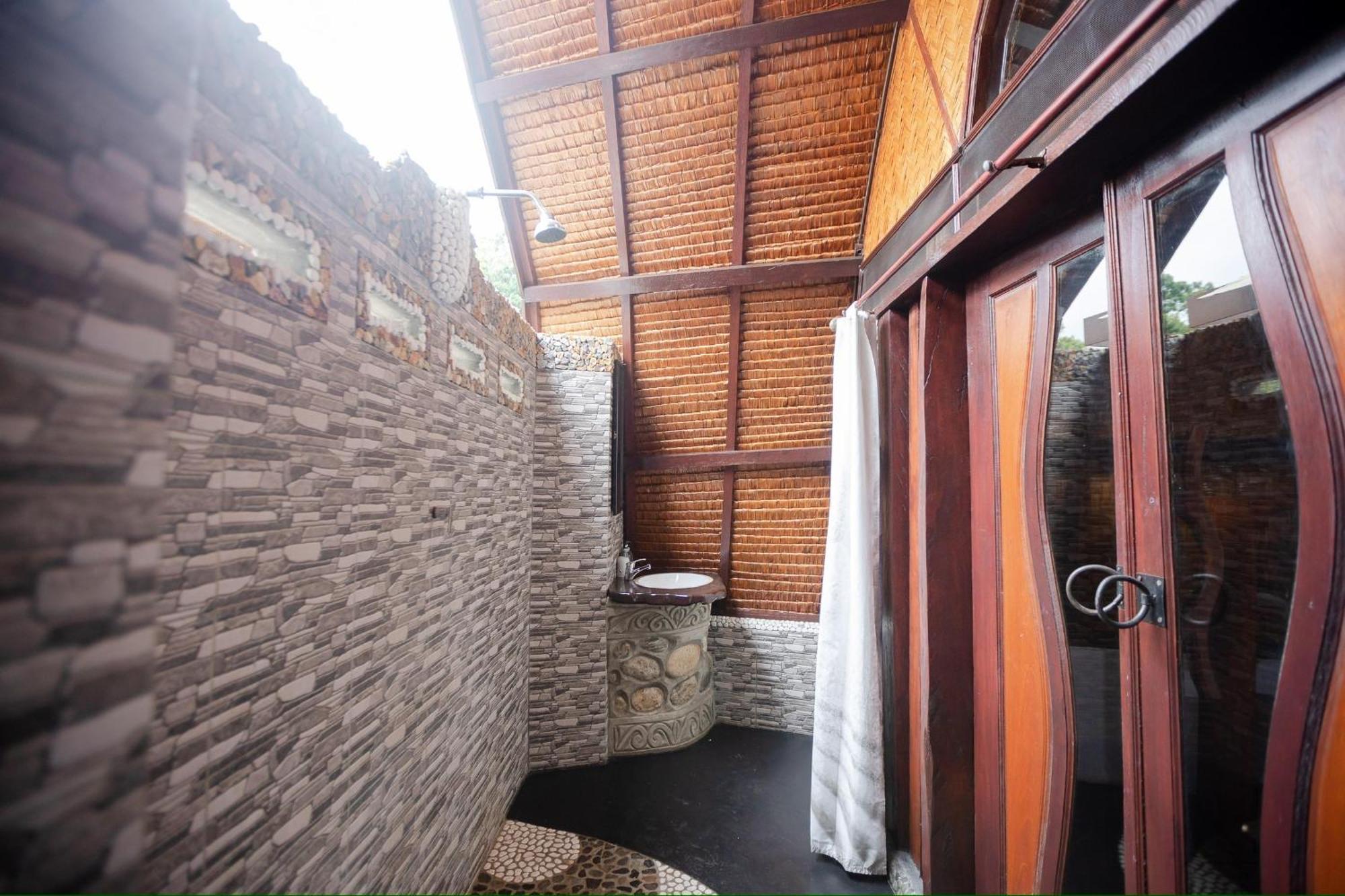 Green Travelodge Bukit Lawang Dış mekan fotoğraf